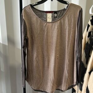 Bke red. Knit top